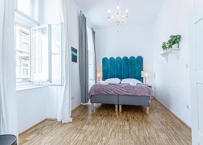 Vienna--2 *